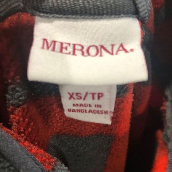 3 for $20 Merona Red & Gray Plaid Fleece Jacket - Picture 3 of 3